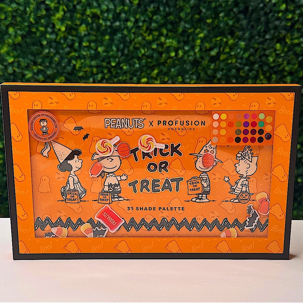PROFUSION X PEANUTS HALLOWEEN | TRICK OR TREAT 31 SHADE PALETTE (NEW)